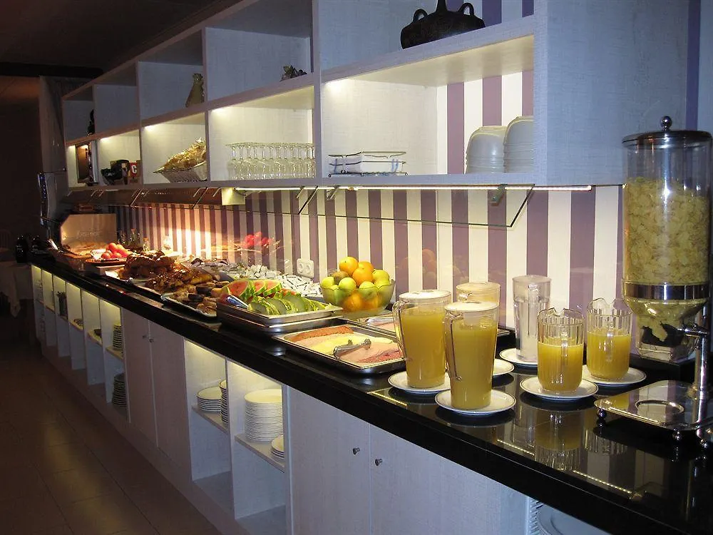 Hotel Victoria Spa & Splay Center Segur de Calafell 3*,