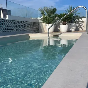 Alenti **** Sitges